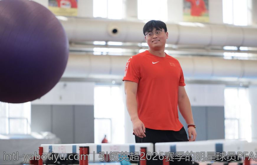 巴塞罗那在激烈角逐中晋级欧冠八强纪录